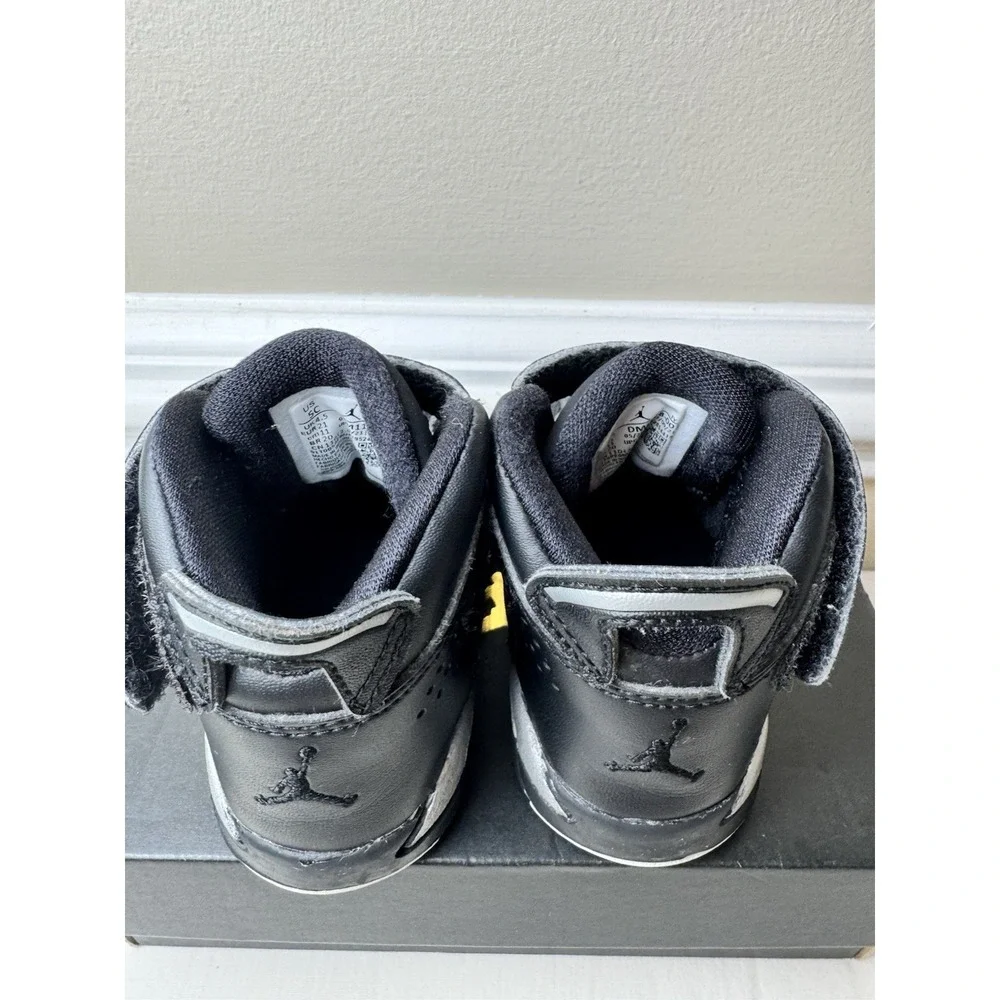 Jordan 6-17-23 TD Toddler Sneakers Black Metallic Silver DM1158-001‎ Size 5C